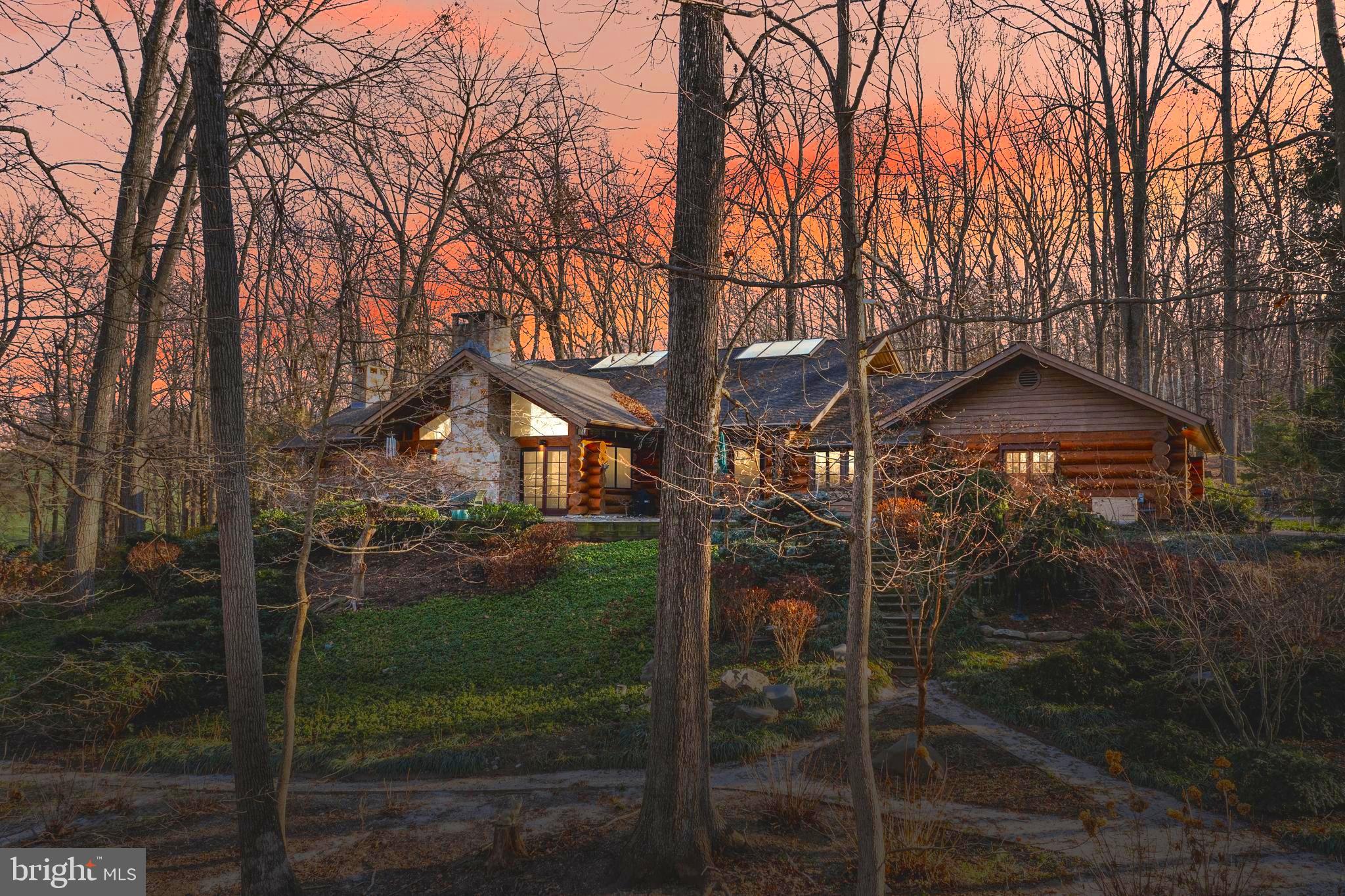 WHITEHALL - Residential