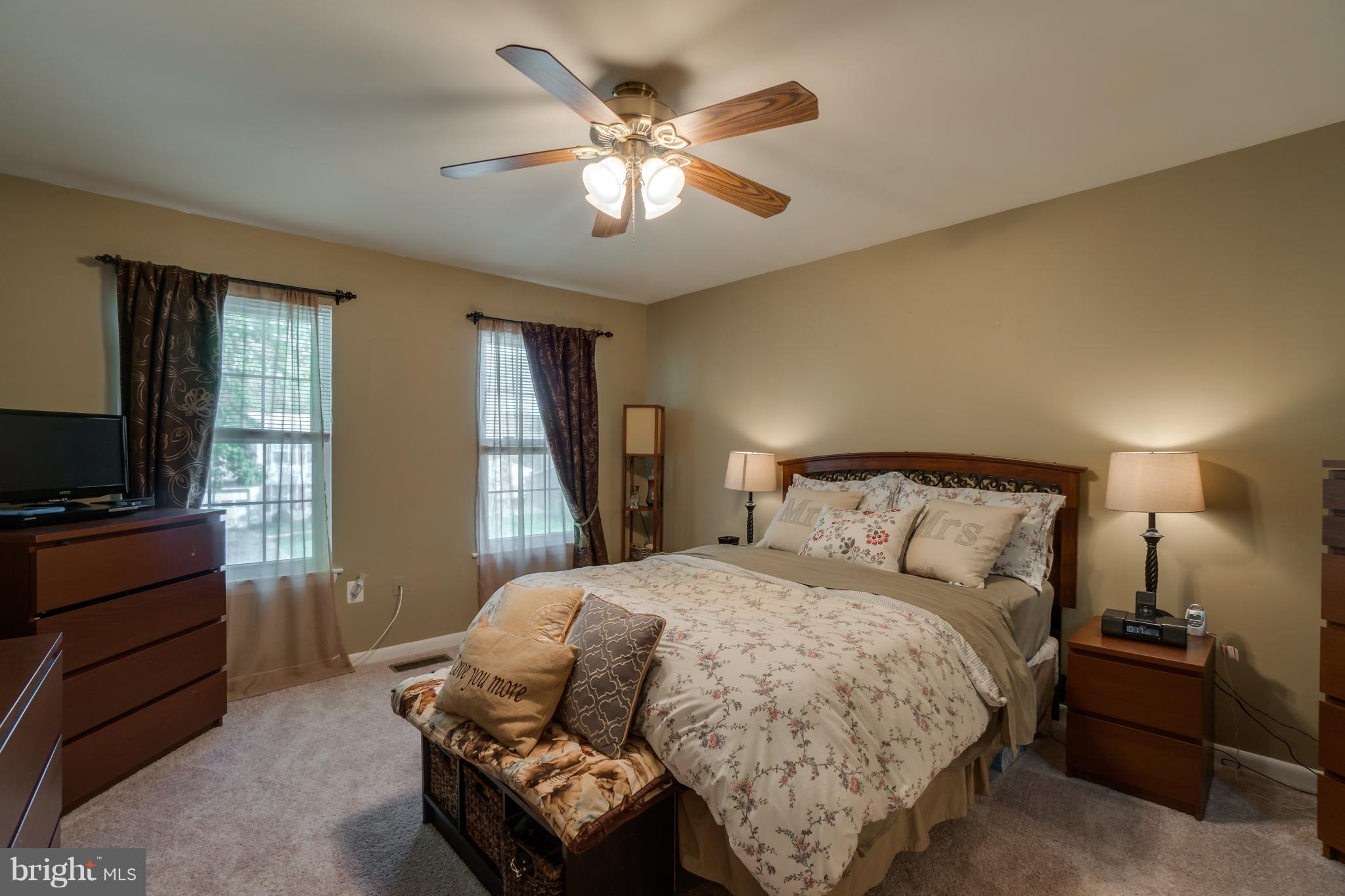 DALE CITY - Residential