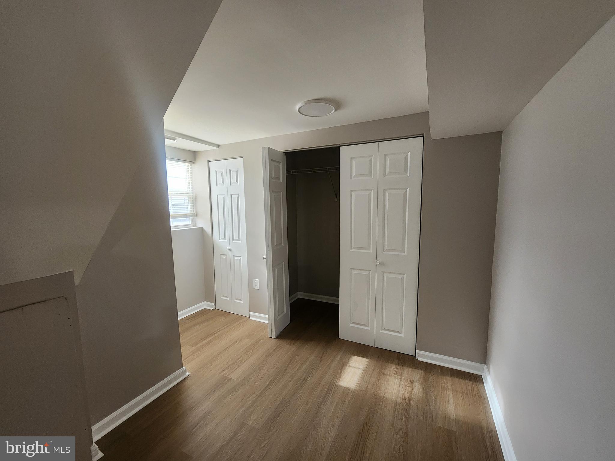 SUBURBIA - Residential Lease