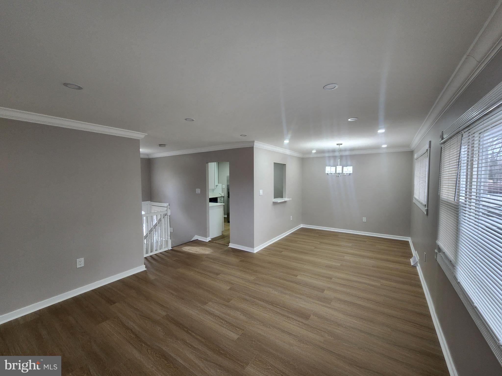 SUBURBIA - Residential Lease