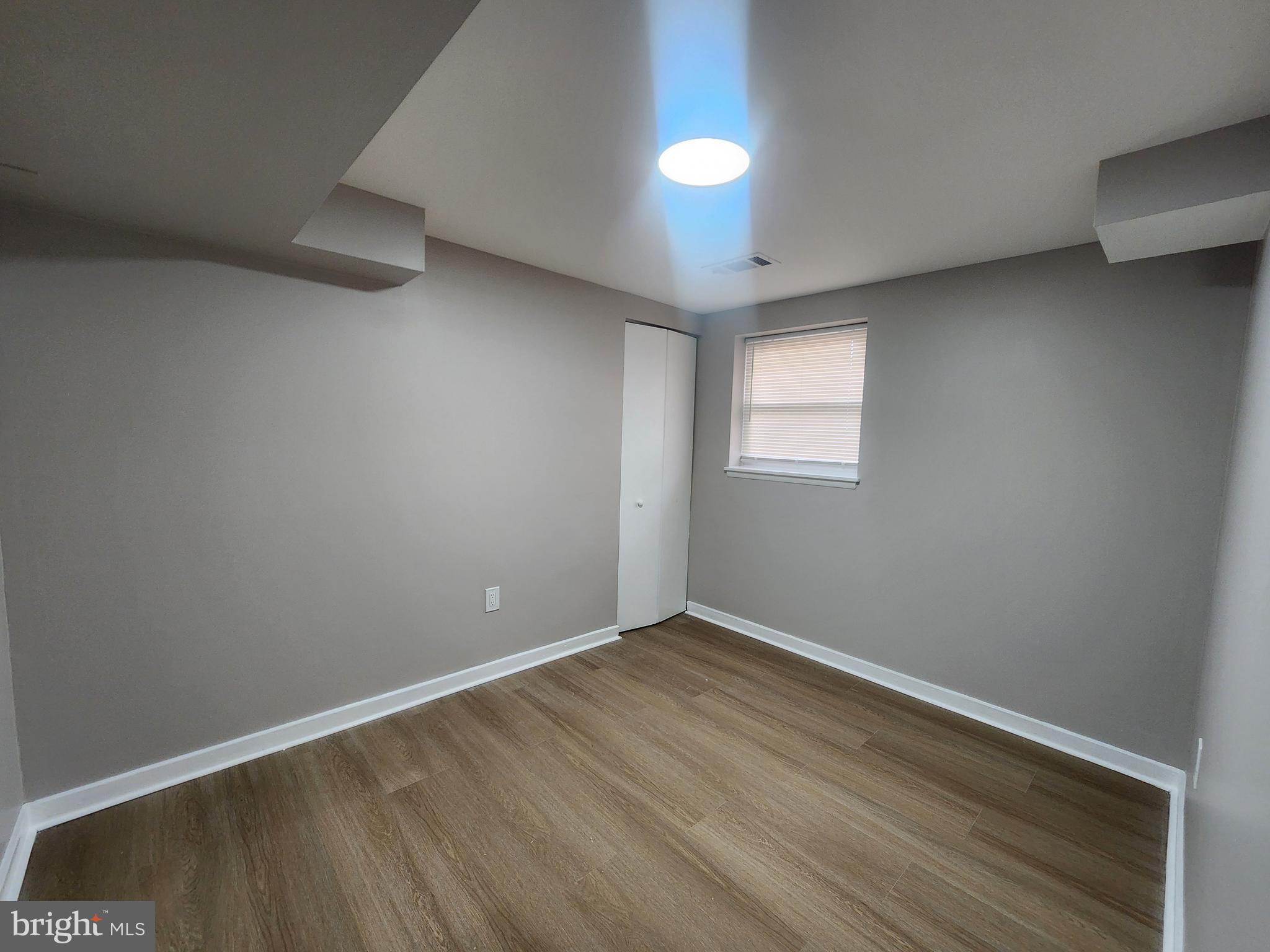 SUBURBIA - Residential Lease