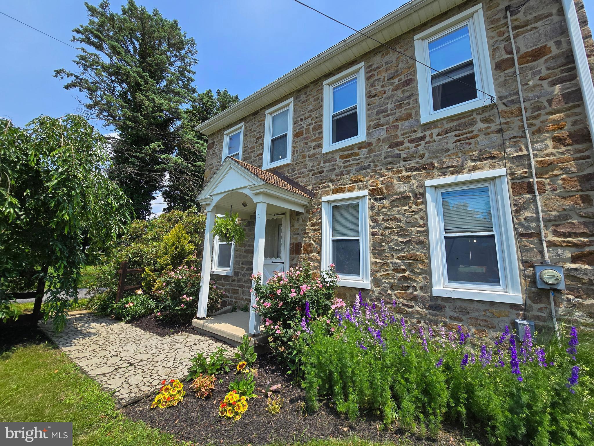 11 CLAY VALLEY ROAD
