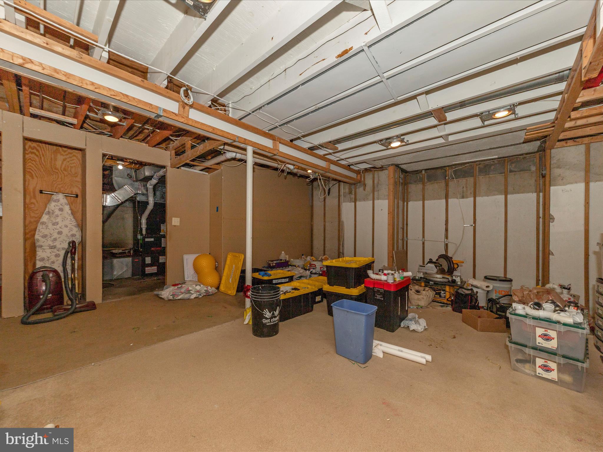 WILLIAMS RANGE - Residential