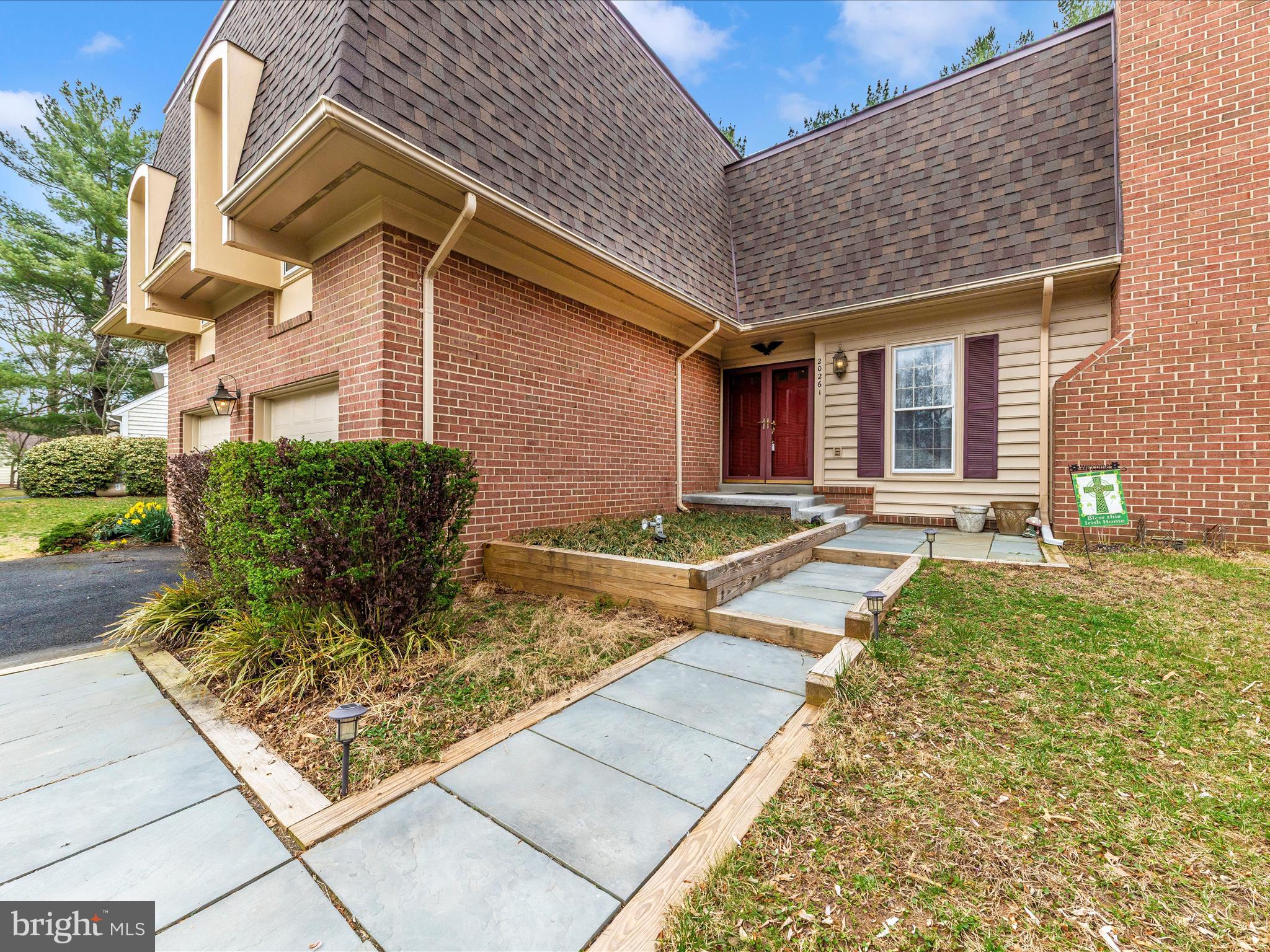 WILLIAMS RANGE - Residential