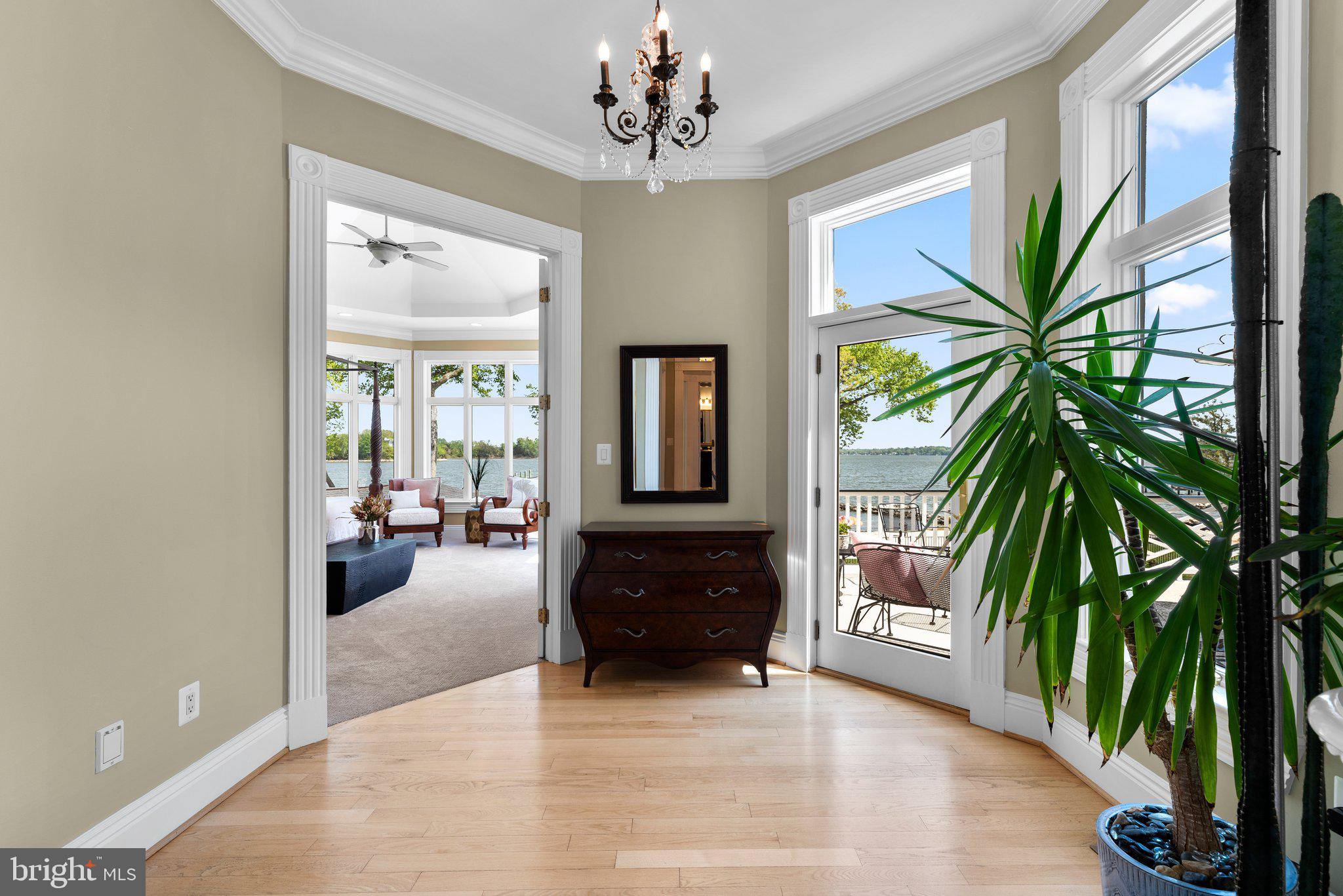 EAGLE HILL - Residential