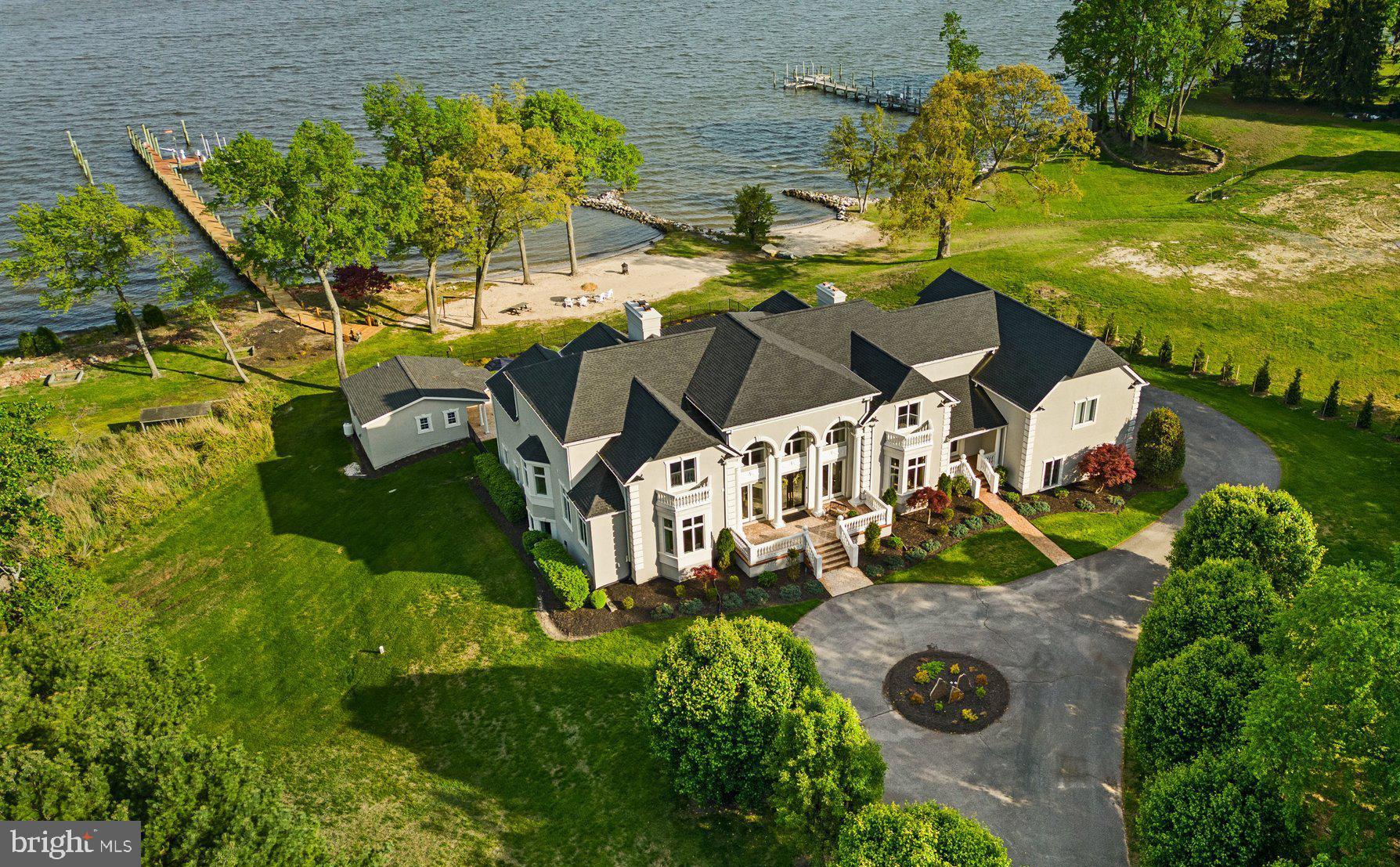 EAGLE HILL - Residential