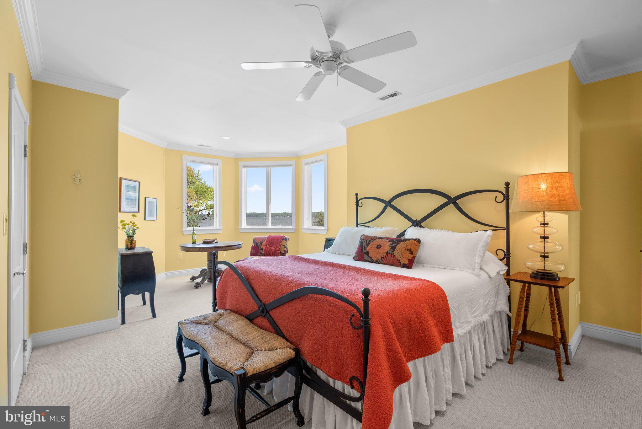 EAGLE HILL - Residential