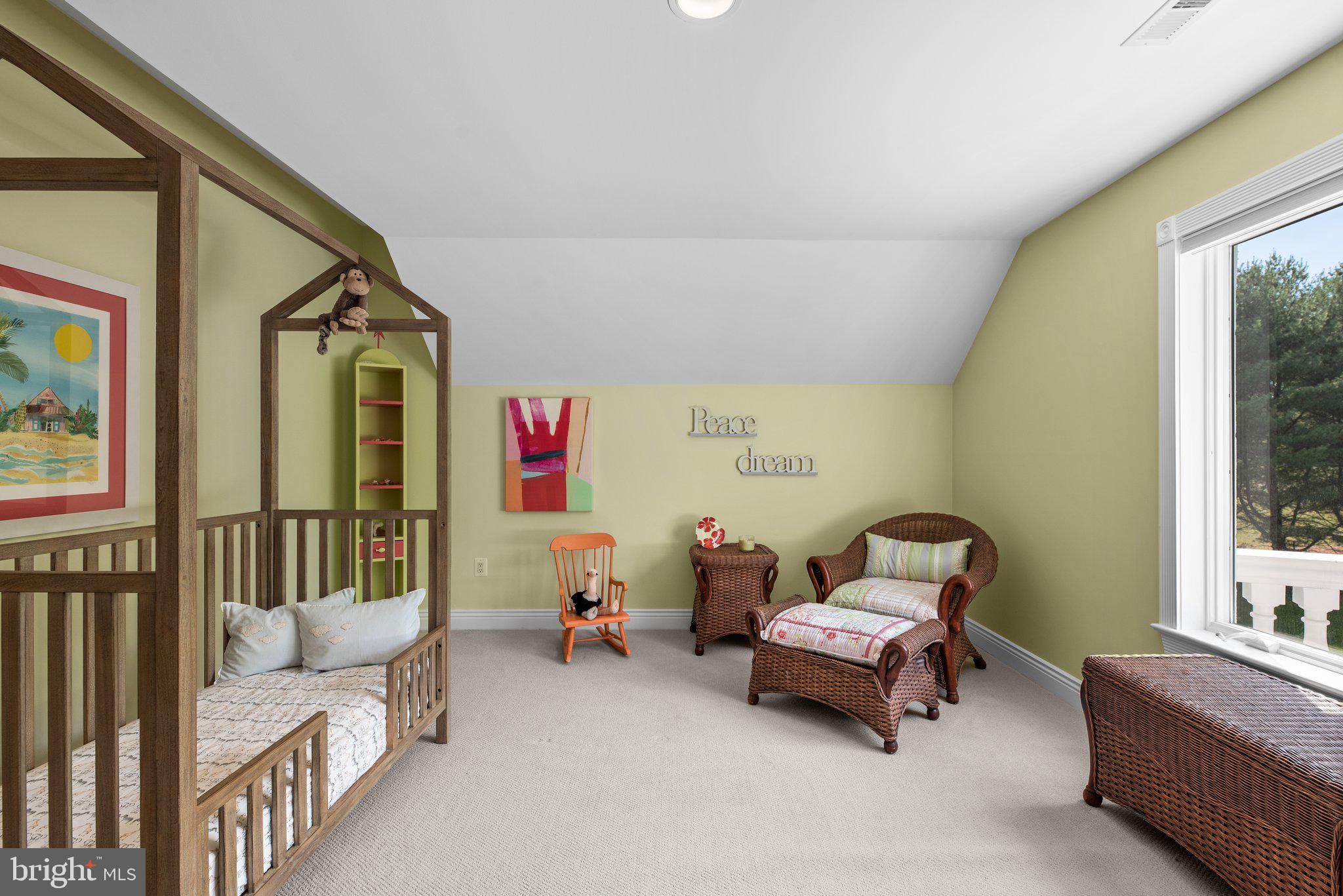 EAGLE HILL - Residential