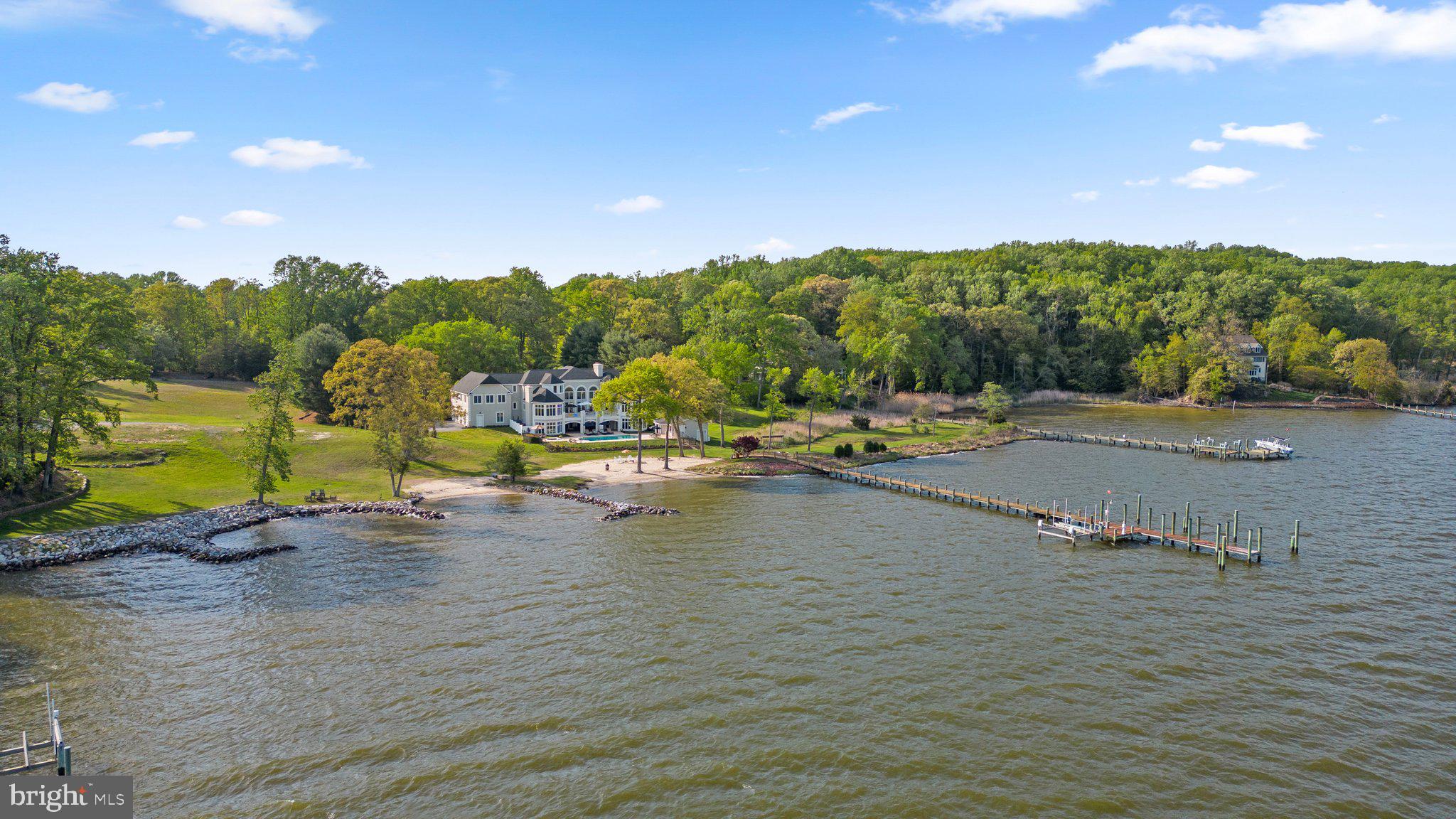 EAGLE HILL - Residential