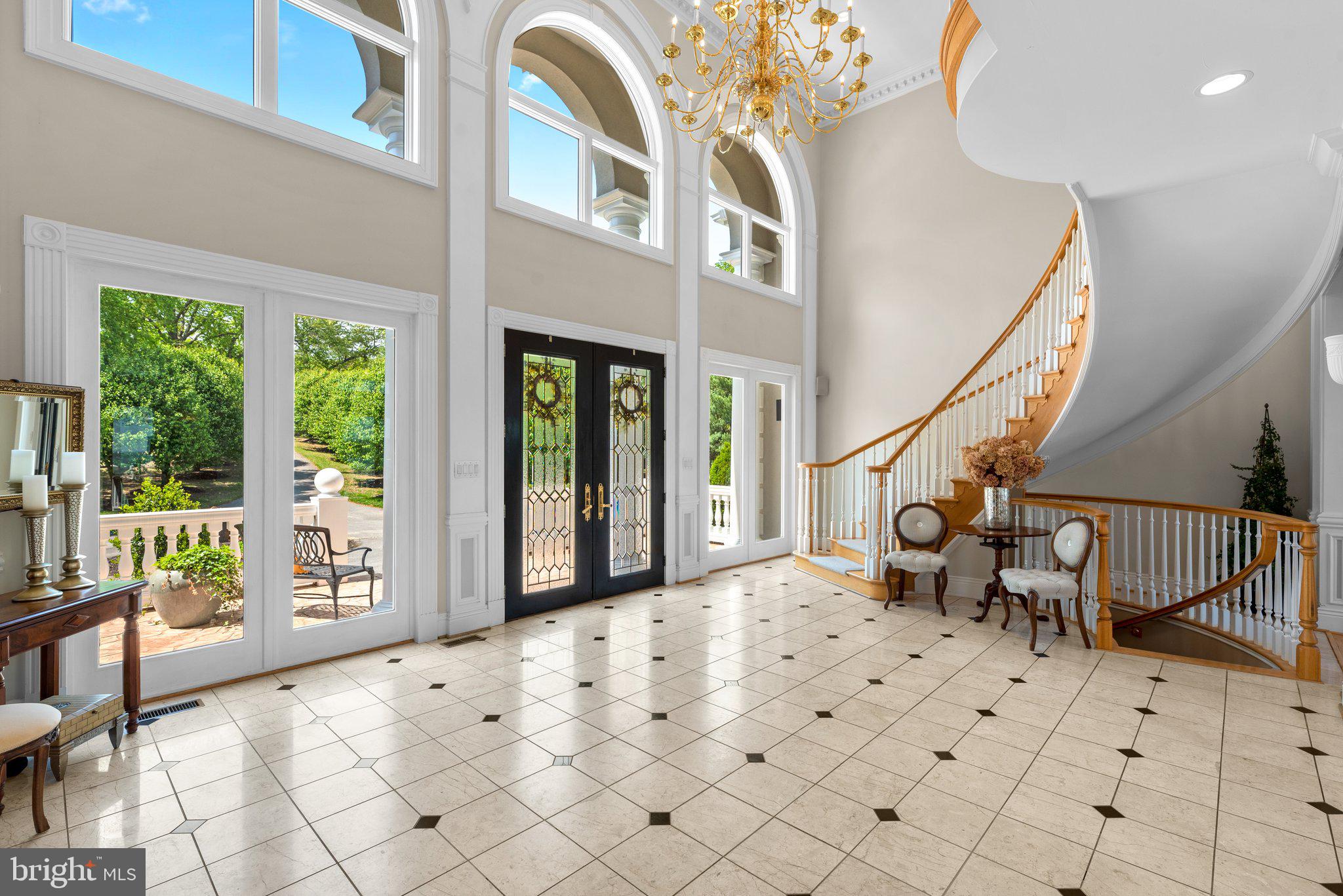 EAGLE HILL - Residential