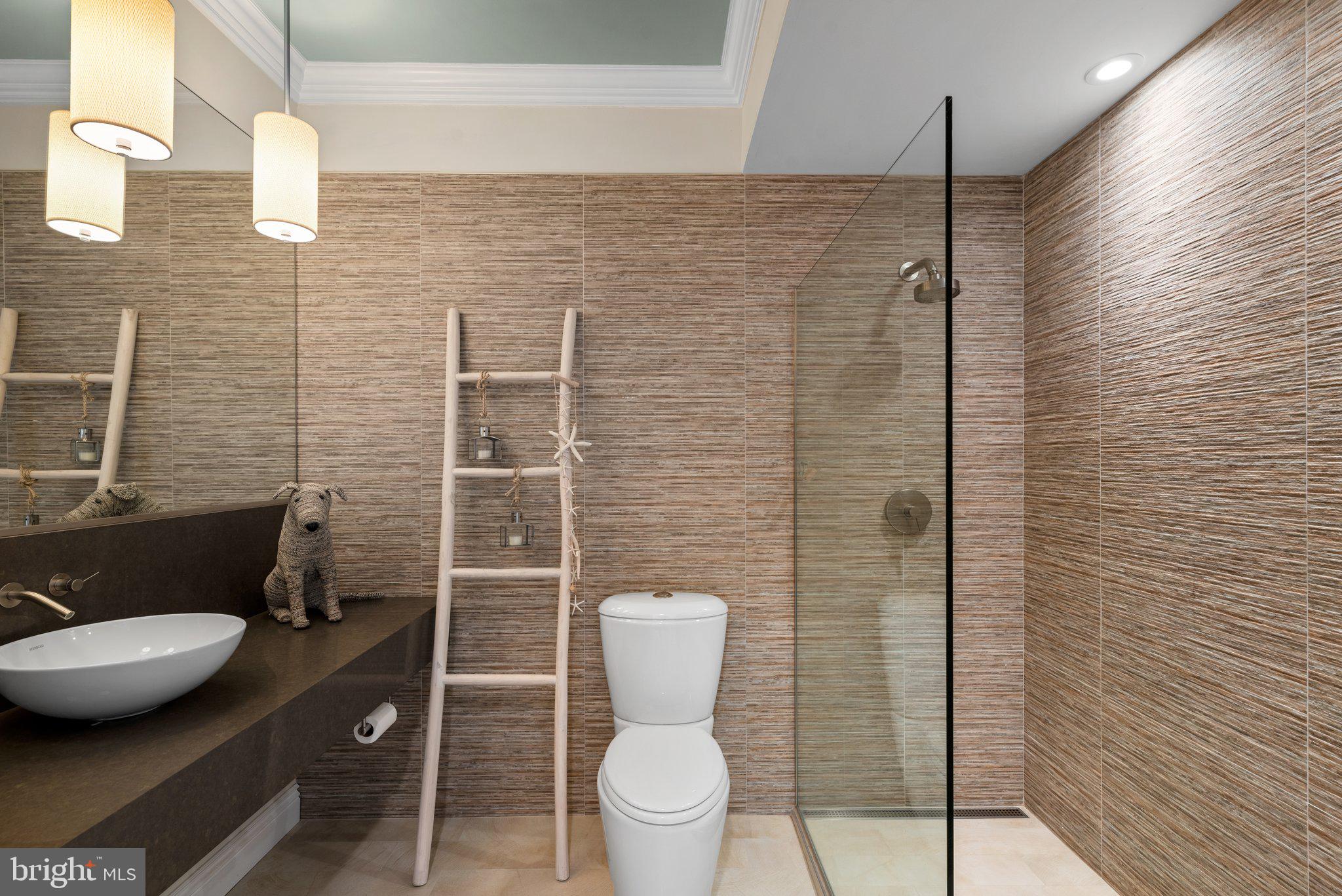 EAGLE HILL - Residential