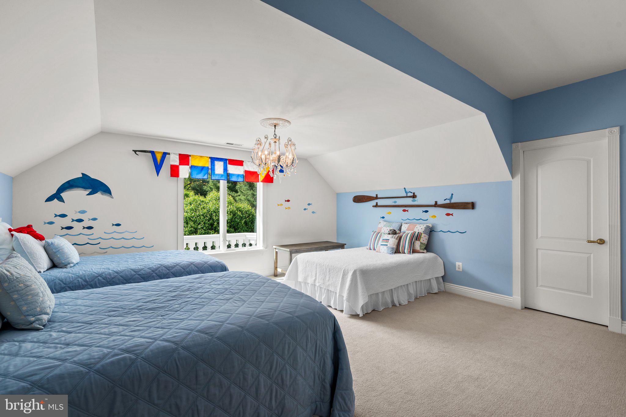 EAGLE HILL - Residential