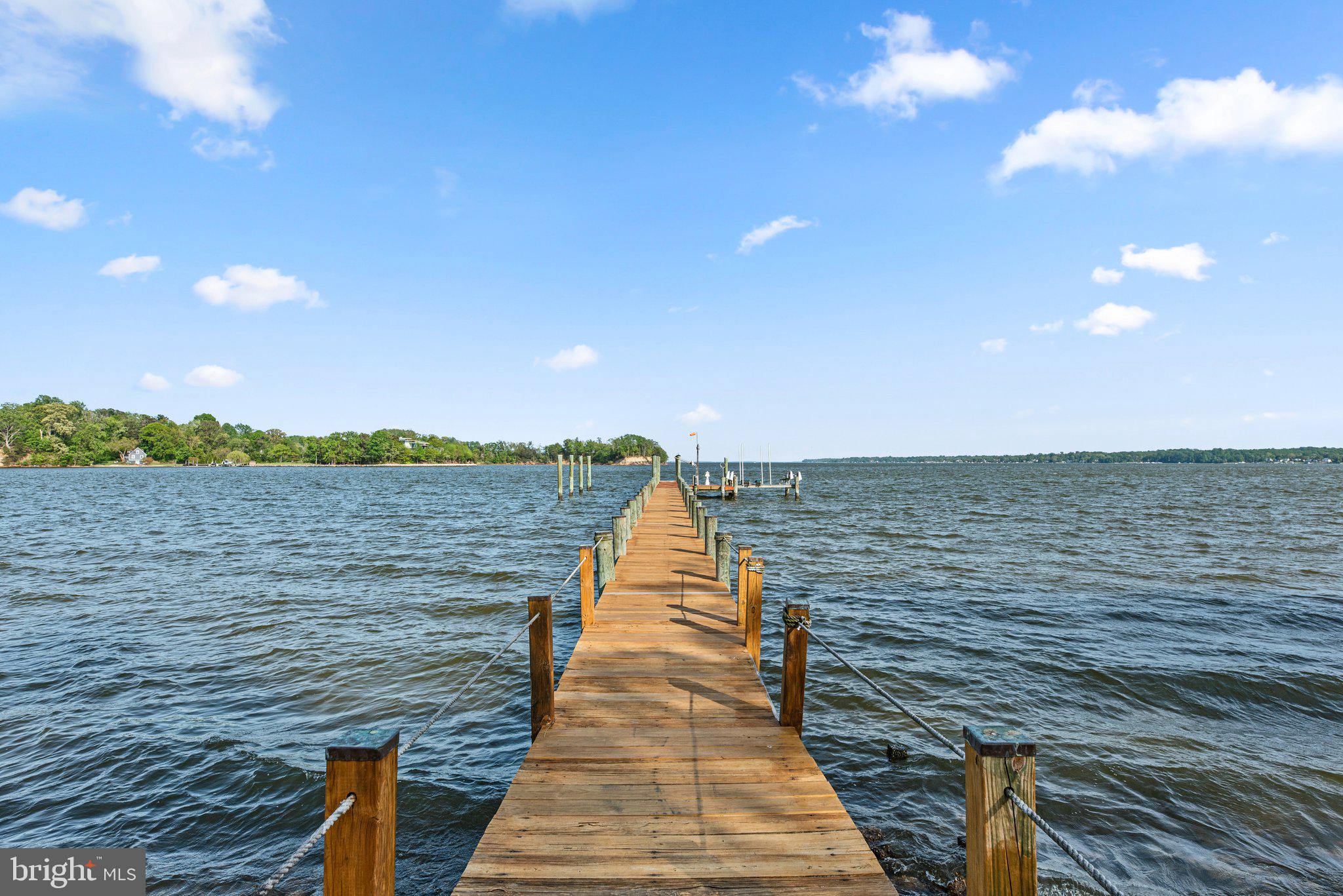 EAGLE HILL - Residential