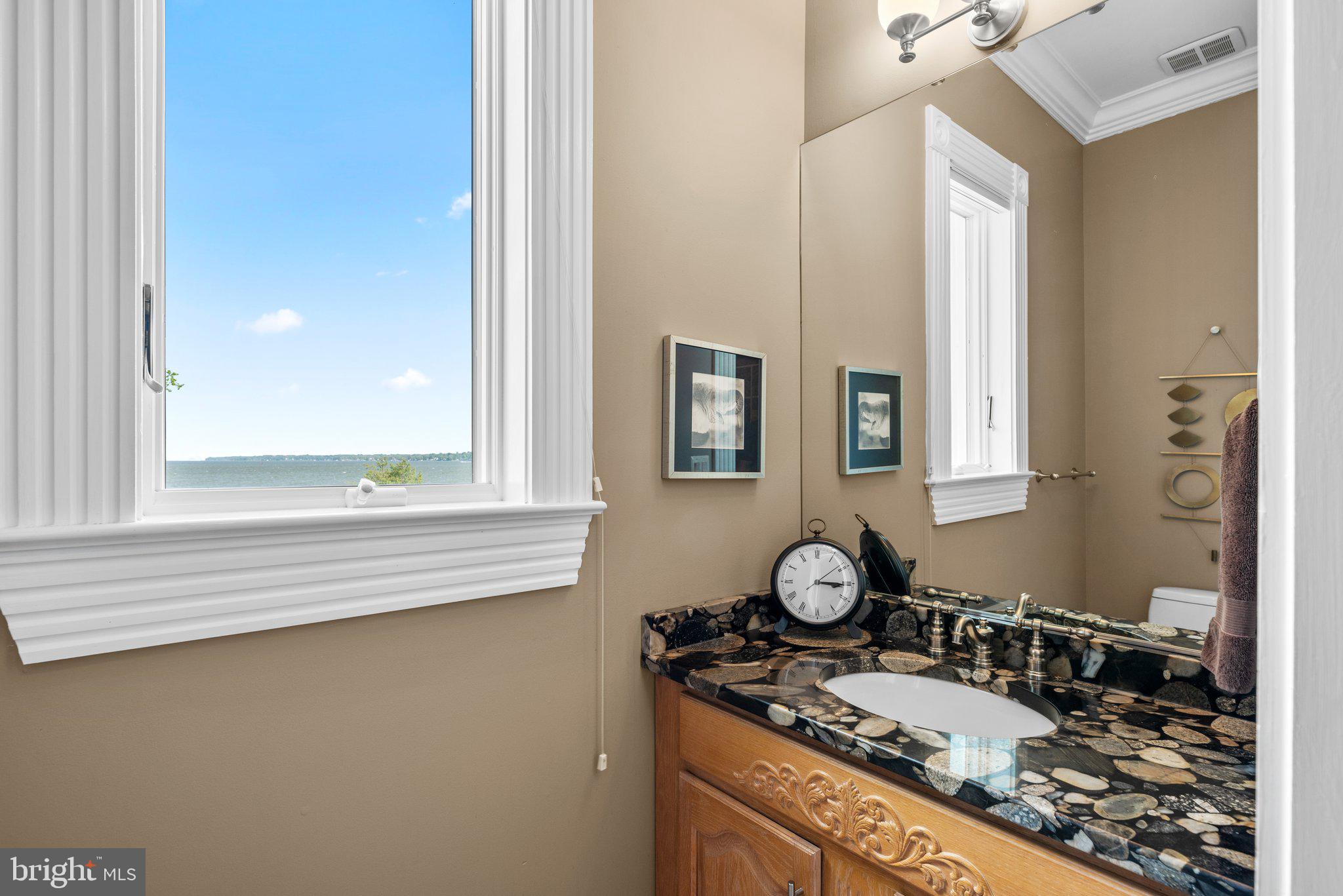 EAGLE HILL - Residential