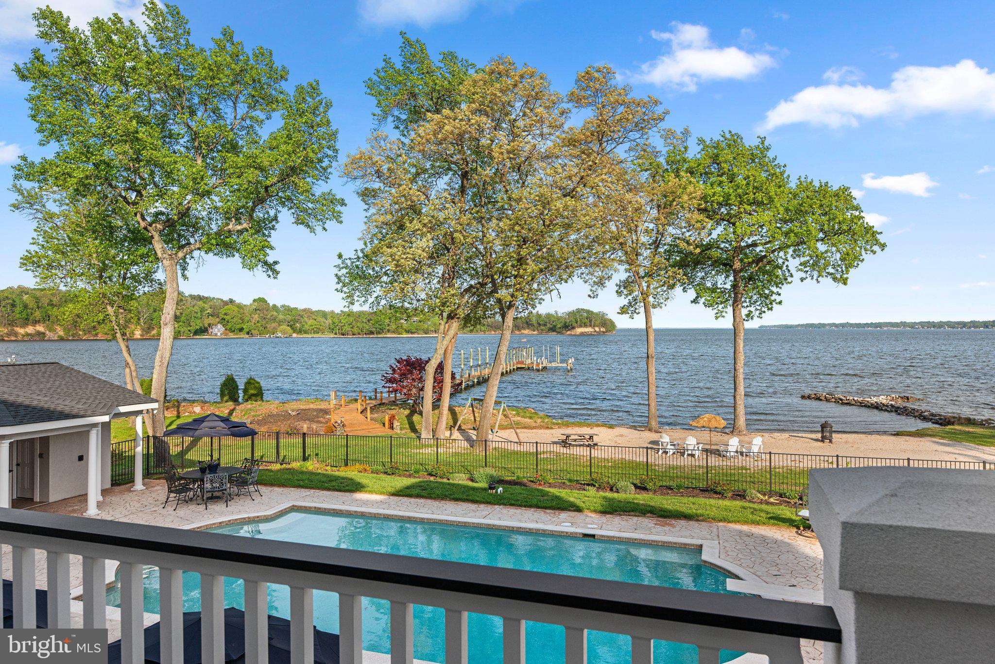 EAGLE HILL - Residential