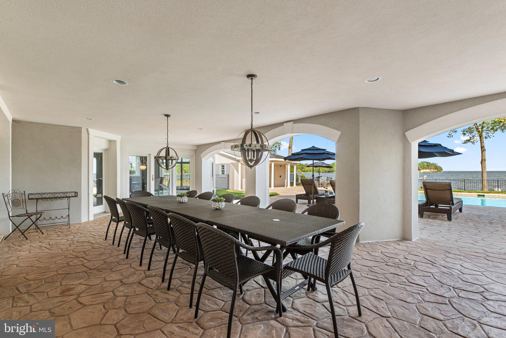 EAGLE HILL - Residential