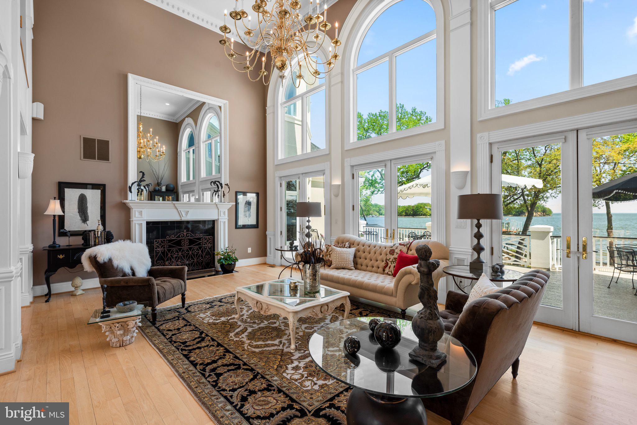 EAGLE HILL - Residential