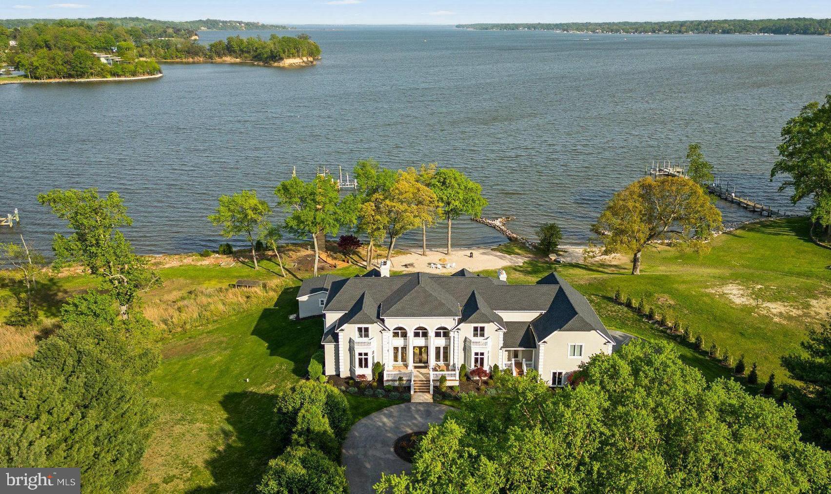 EAGLE HILL - Residential