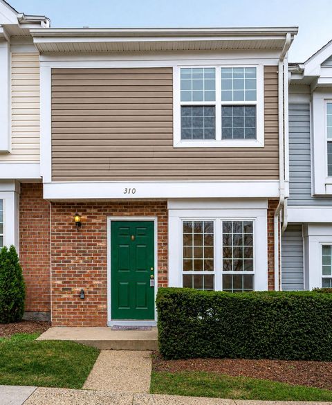 Townhouse For Rent - 310 Lancaster Square<br/> STERLING, VA 20164