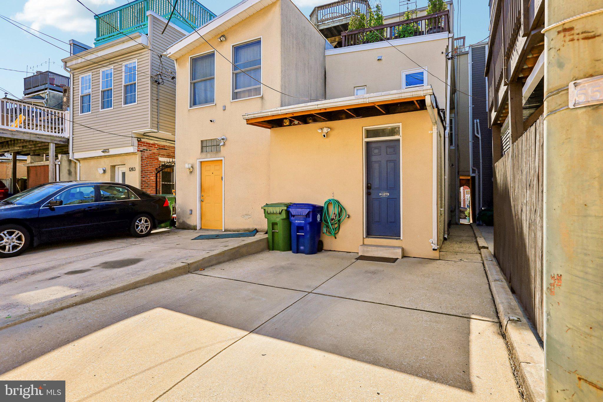 RIVERSIDE - Residential