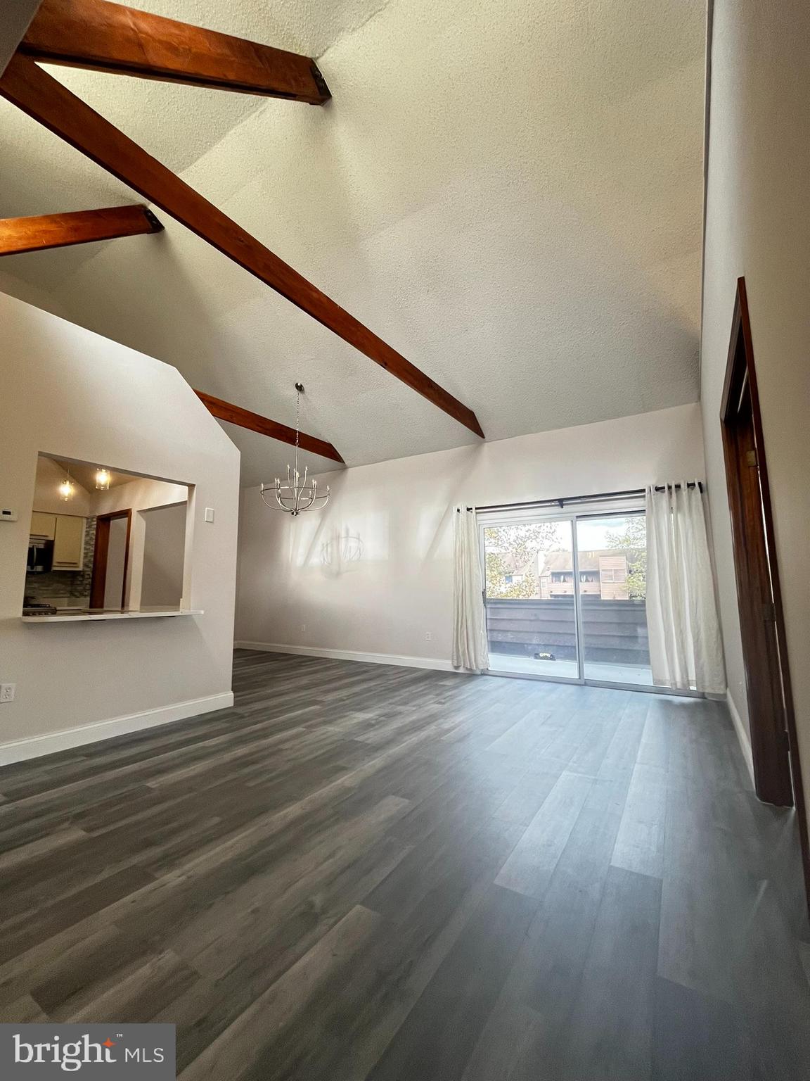 ROCKLAND RUN - Residential