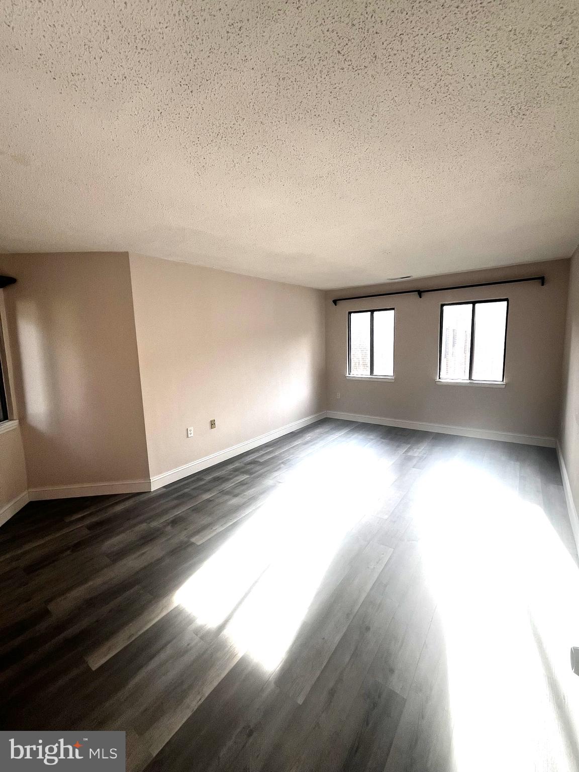 ROCKLAND RUN - Residential