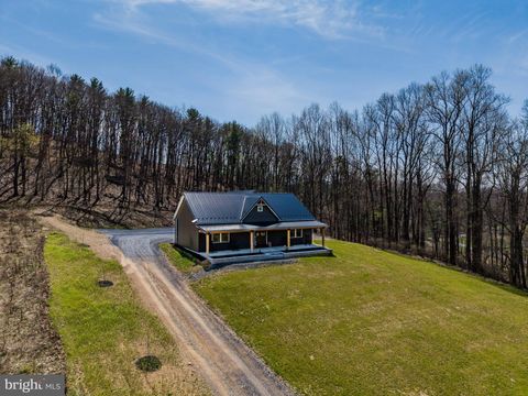 2 KLINE HOLLOW ROAD LIVERPOOL PA 17045