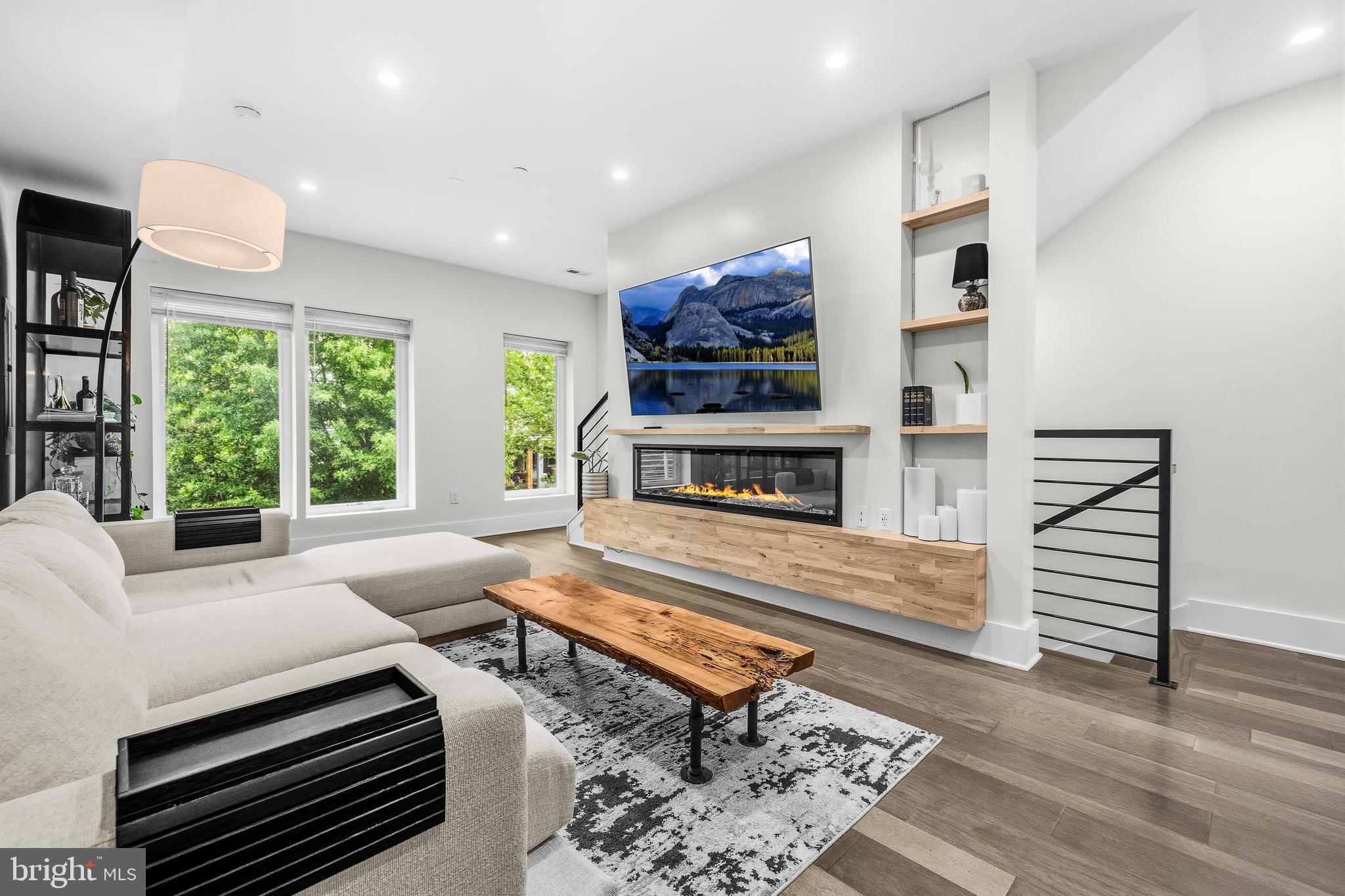 1241 OATES STREET NE 2