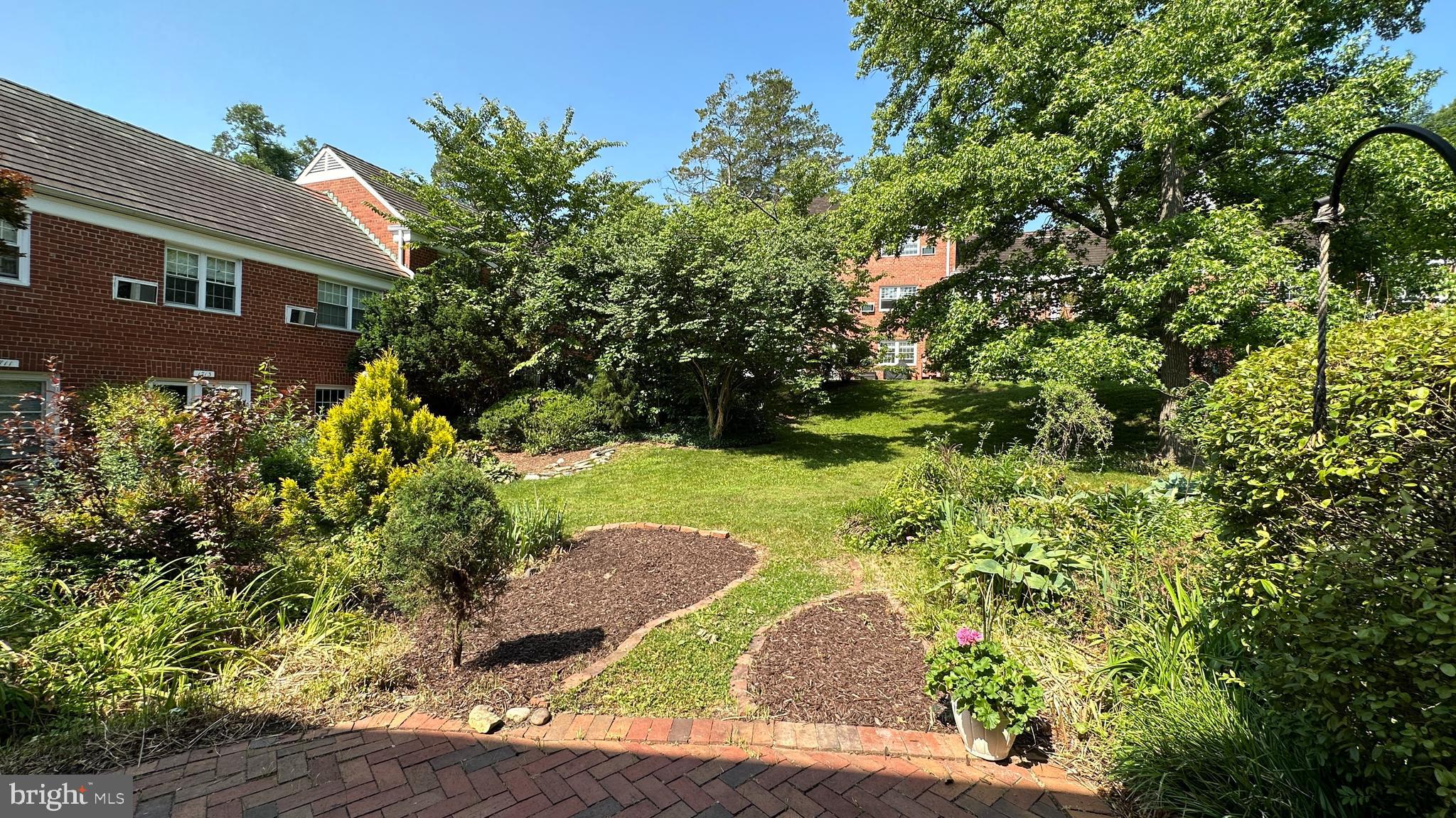 PARKFAIRFAX - Residential Lease