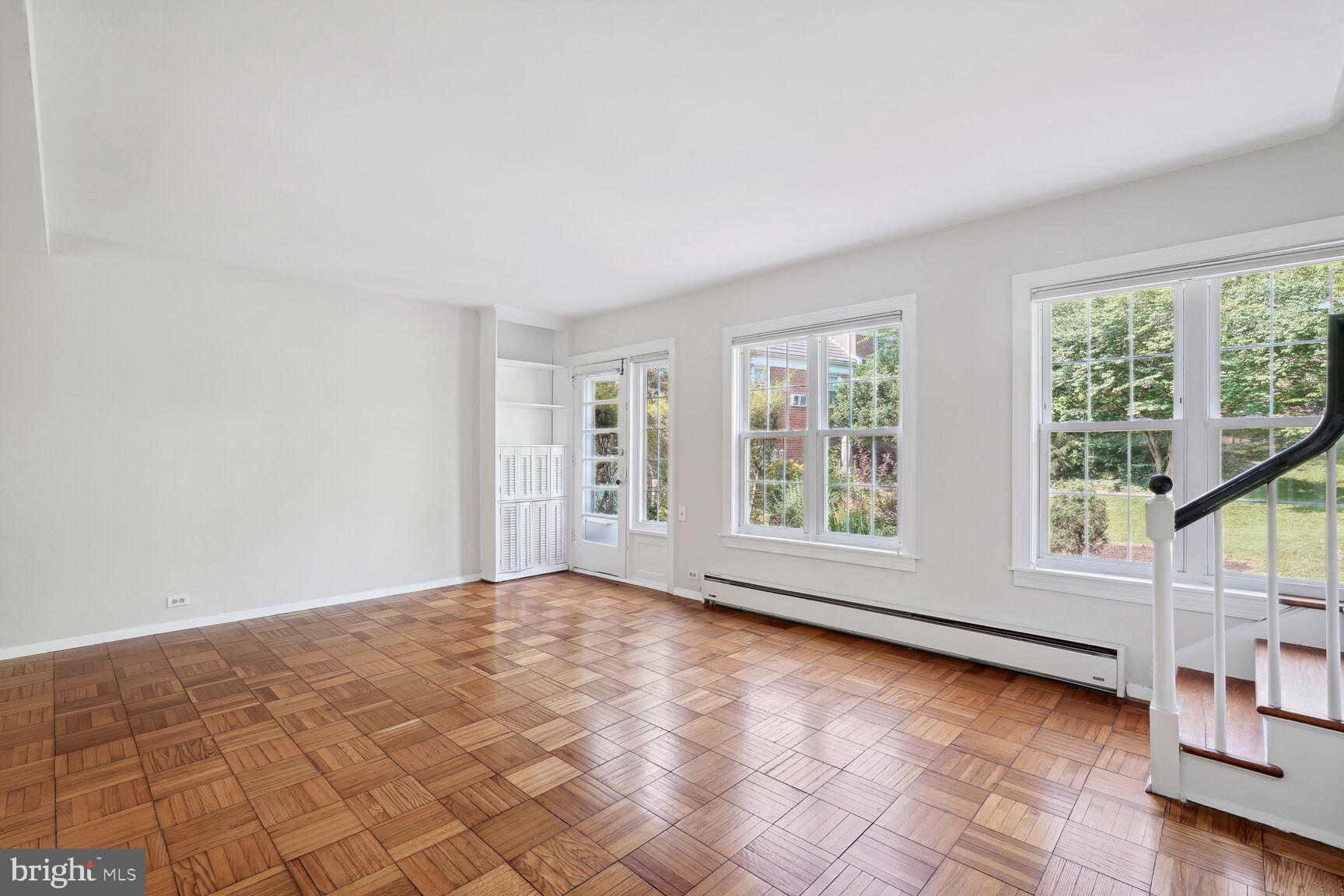 PARKFAIRFAX - Residential Lease