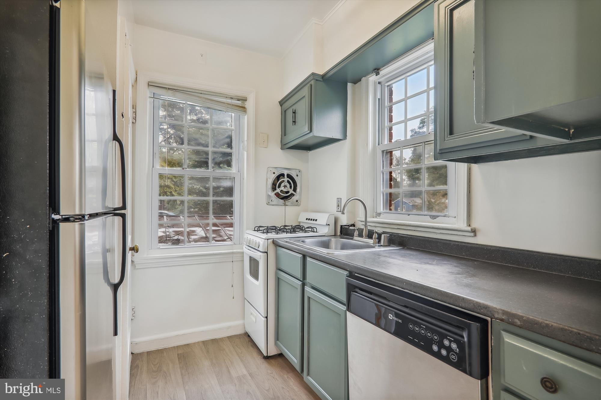 BRENTWOOD-CZARRAS ADDN - Residential