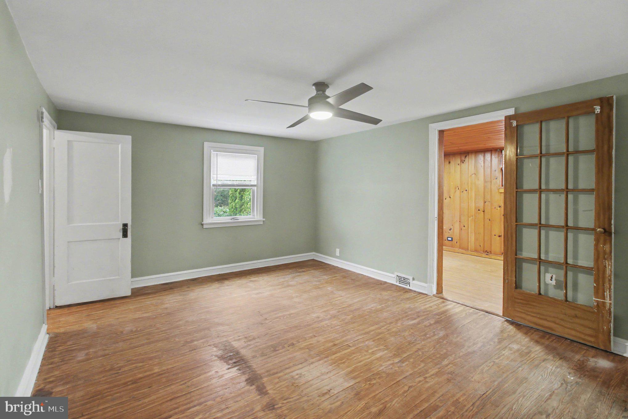 ELKINS PARK - Residential