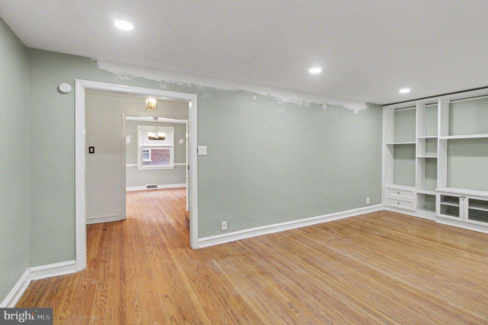 ELKINS PARK - Residential