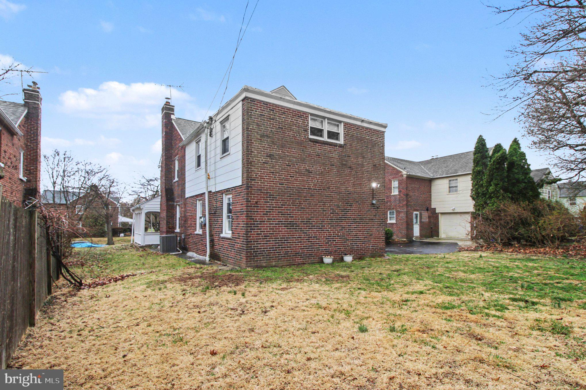 ELKINS PARK - Residential