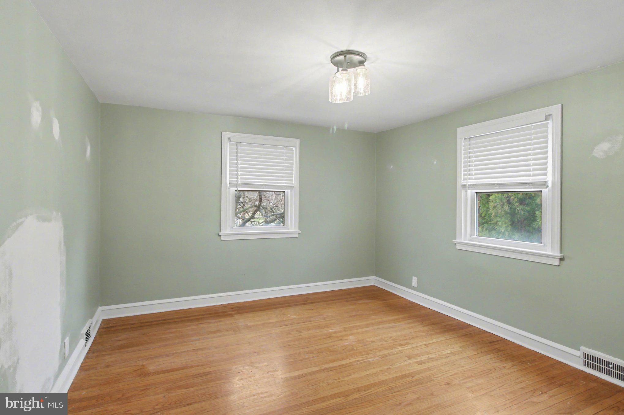 ELKINS PARK - Residential