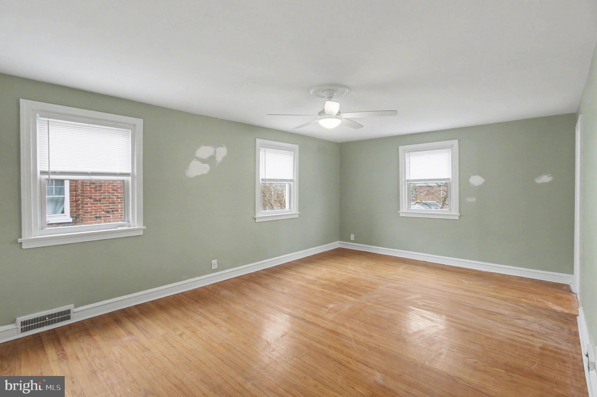 ELKINS PARK - Residential