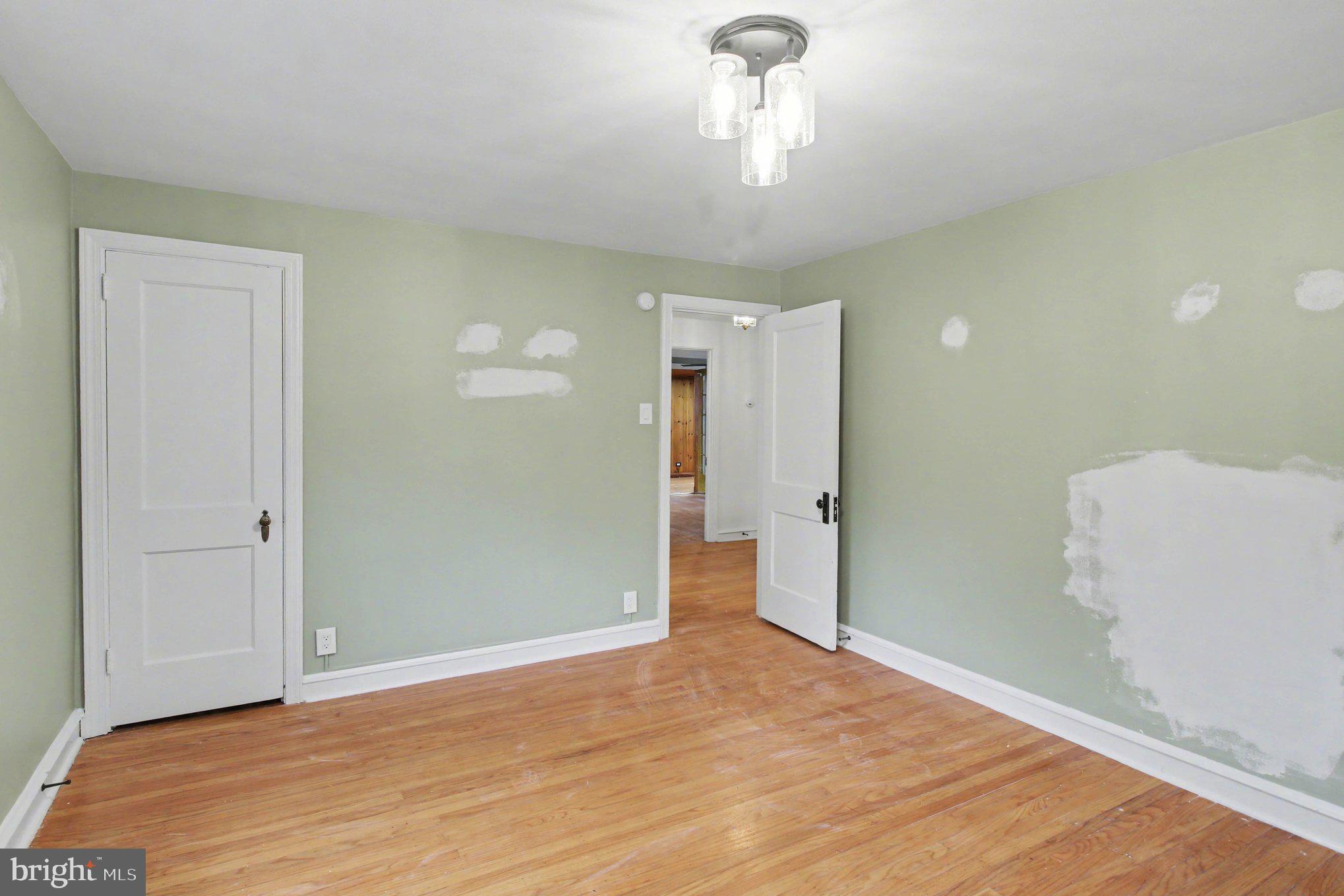 ELKINS PARK - Residential