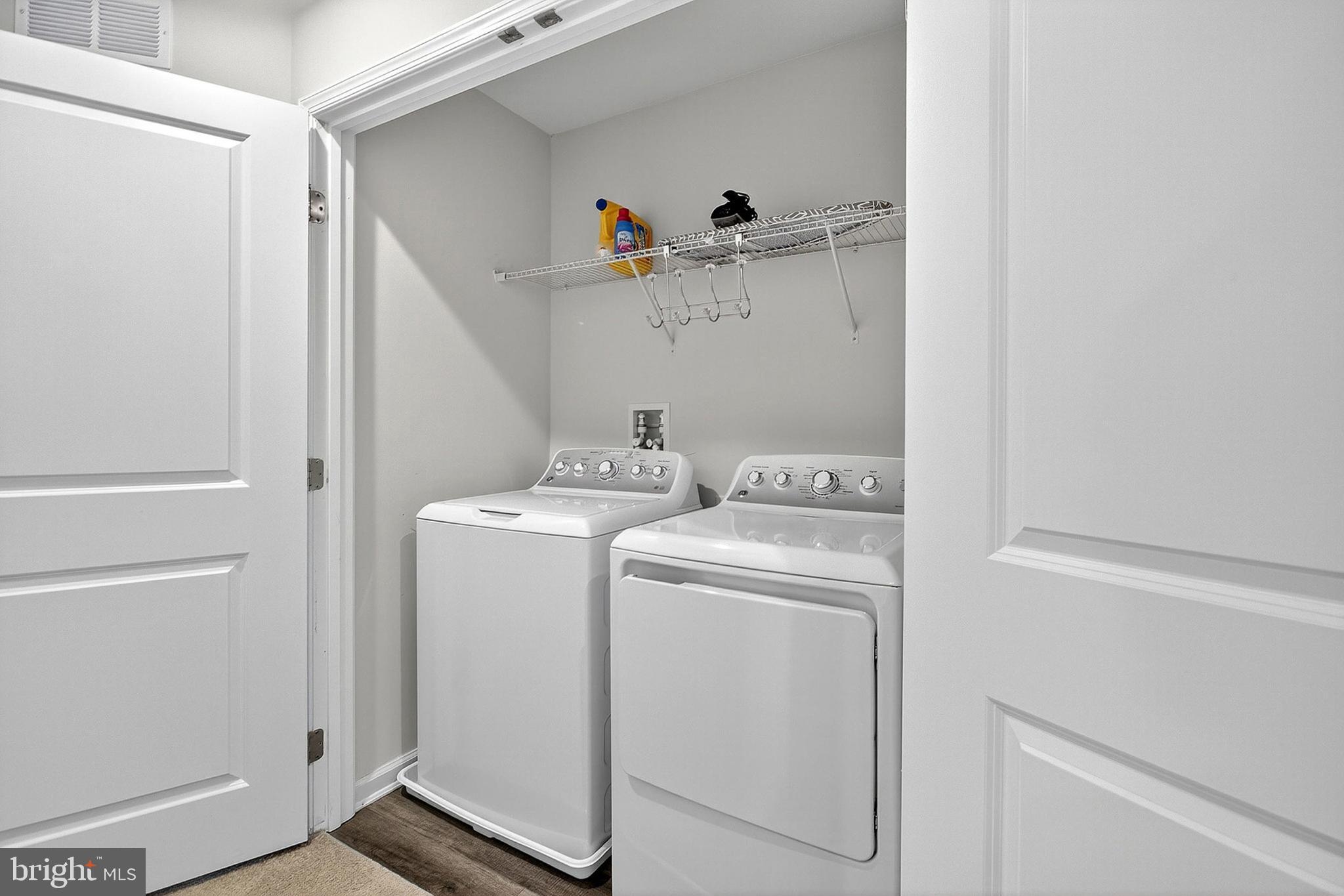 BROOKSTONE TRACE - Residential