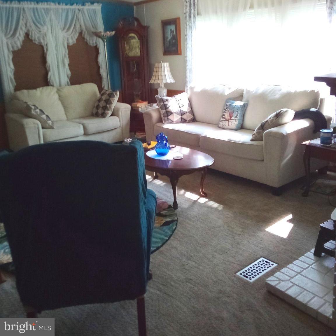 NESHAMINY FALLS - Residential