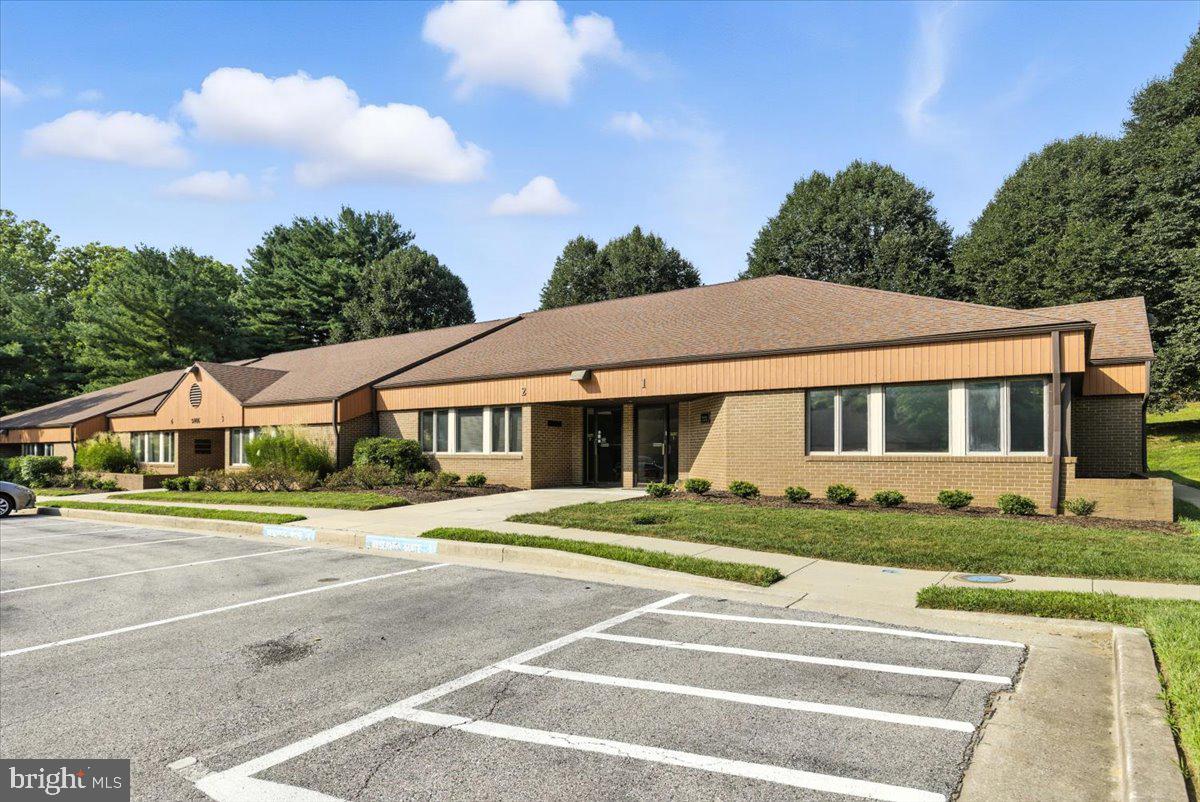 VILLAGE OF OAKLAND MILLS - Commercial Sale