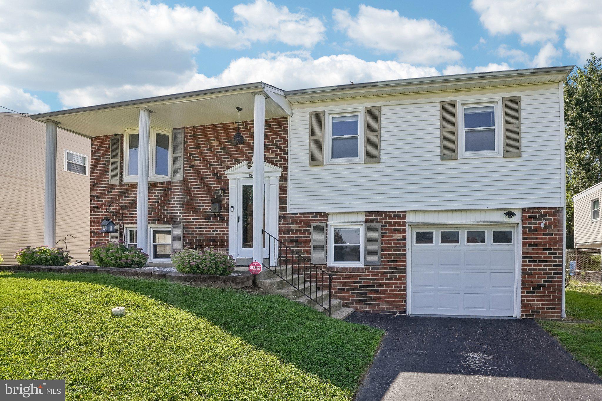 11 CHIMING ROAD