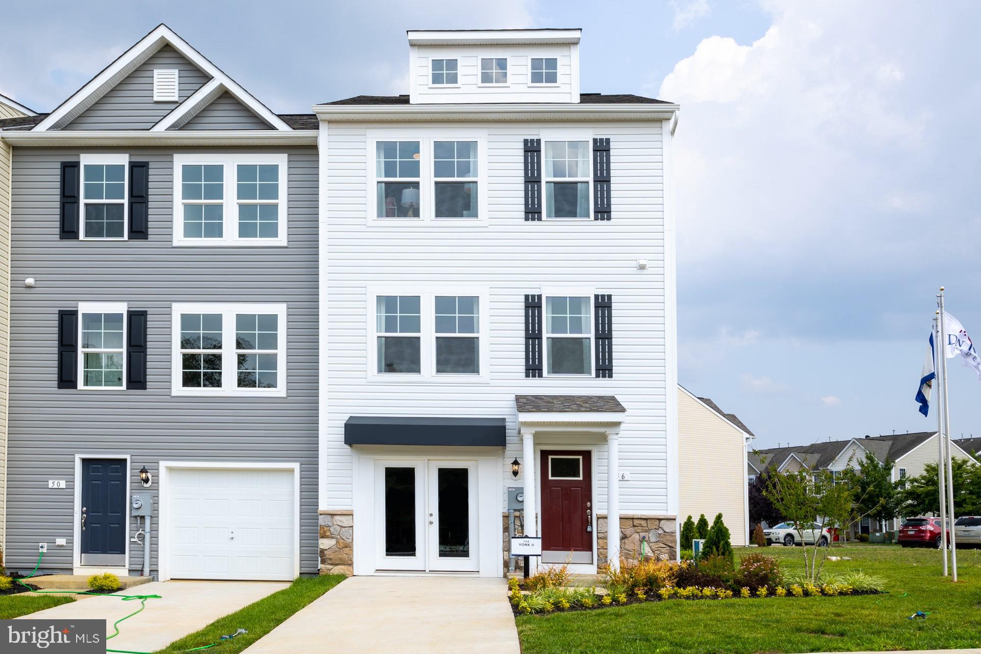 SOUTH BROOK - Residential