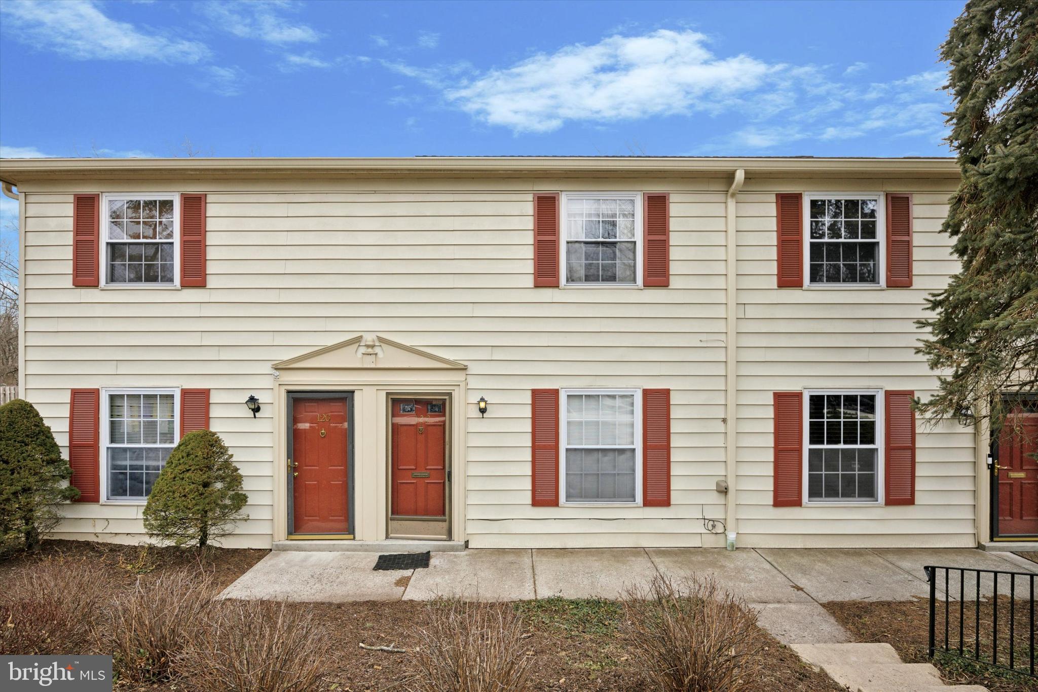 CHATHAM VIL OF TOW - Residential