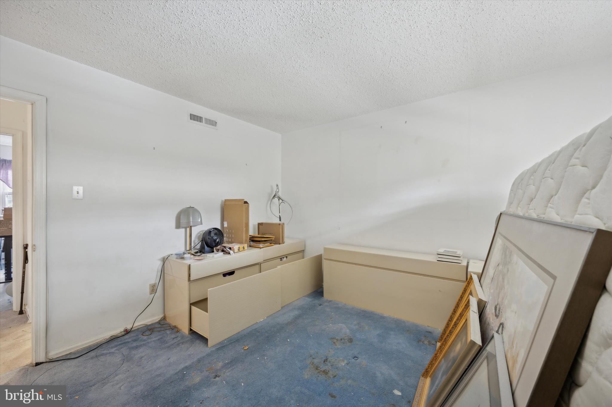 CHATHAM VIL OF TOW - Residential