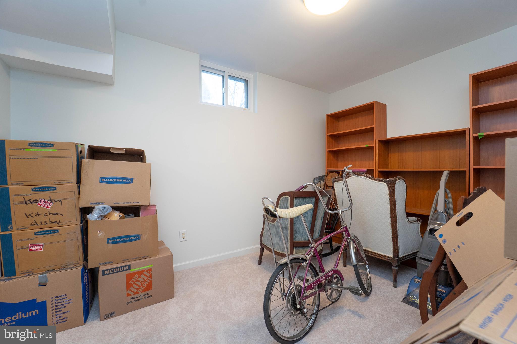 WARFIELDS RANGE - Residential