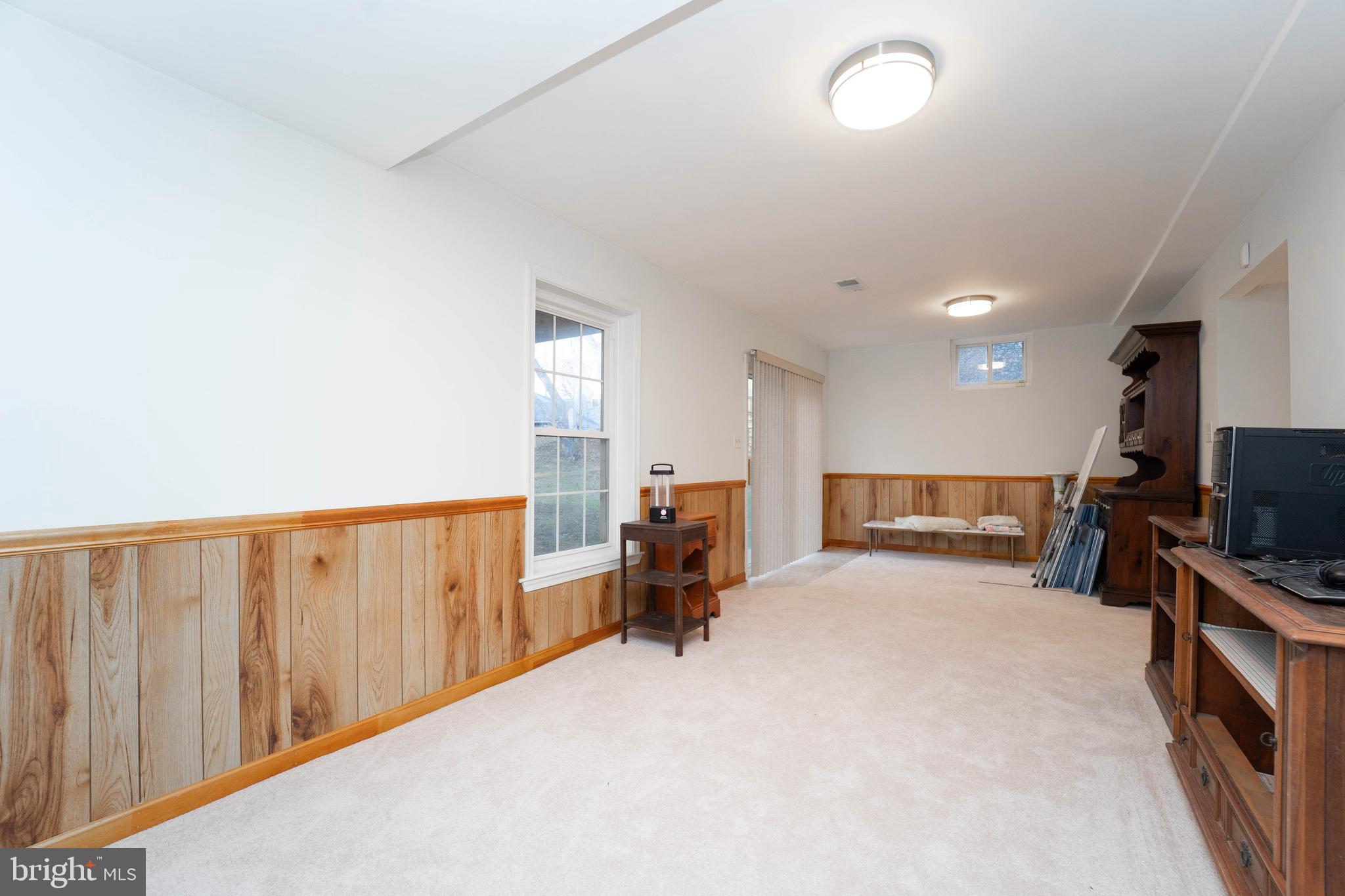 WARFIELDS RANGE - Residential