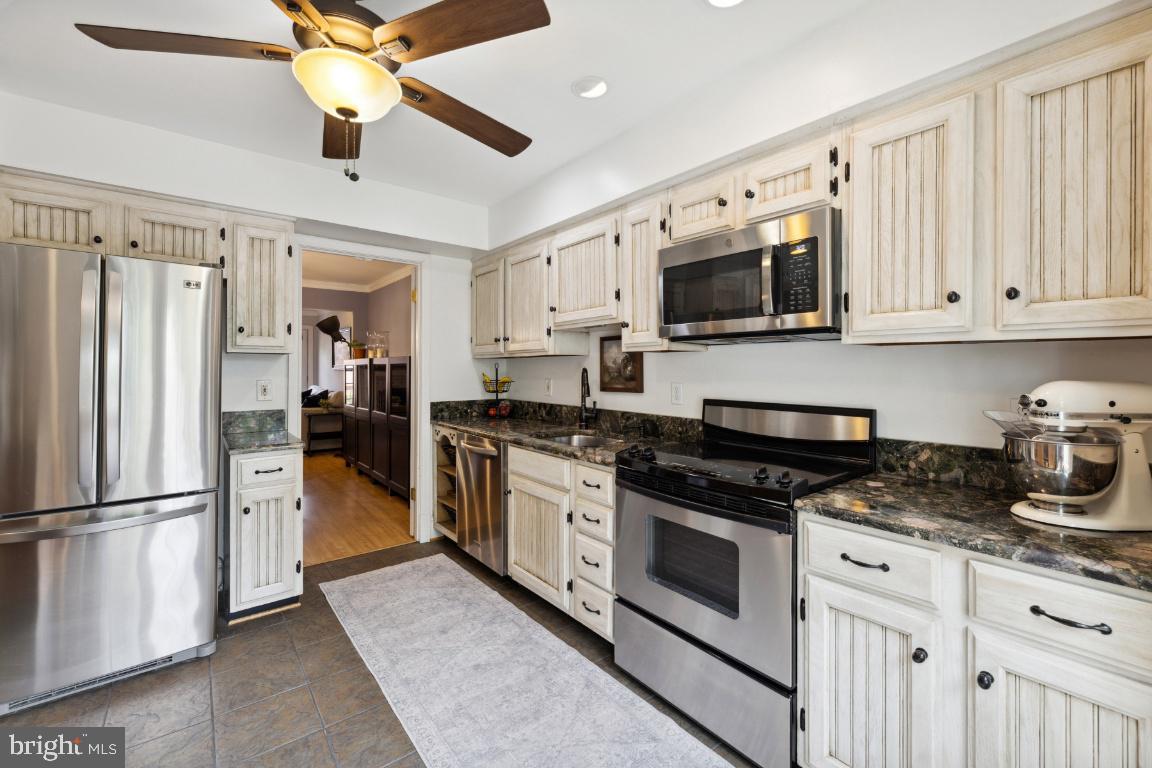 INDIAN RUN TOWNHOUSES - Residential