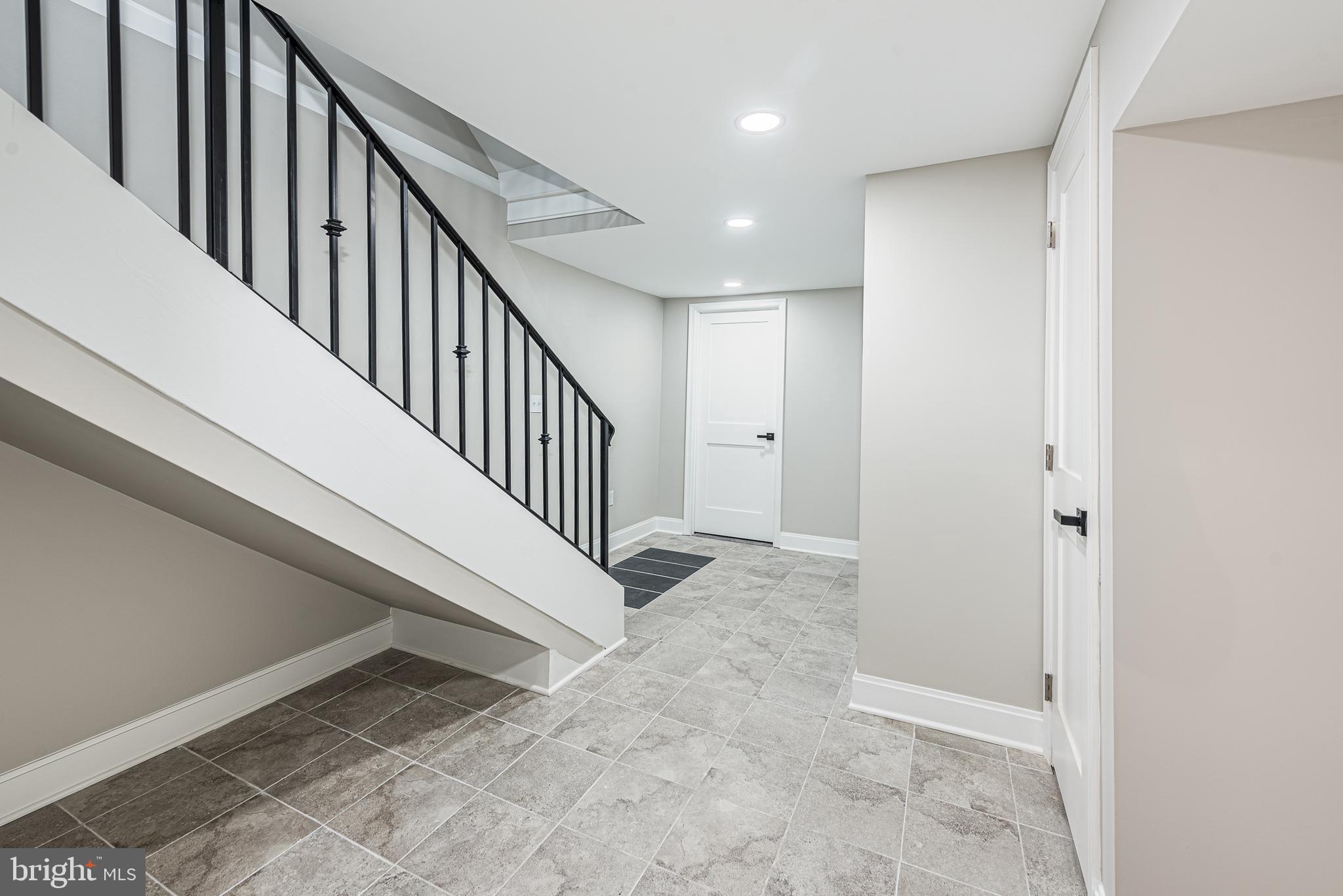 CHARLES VILLAGE - Residential