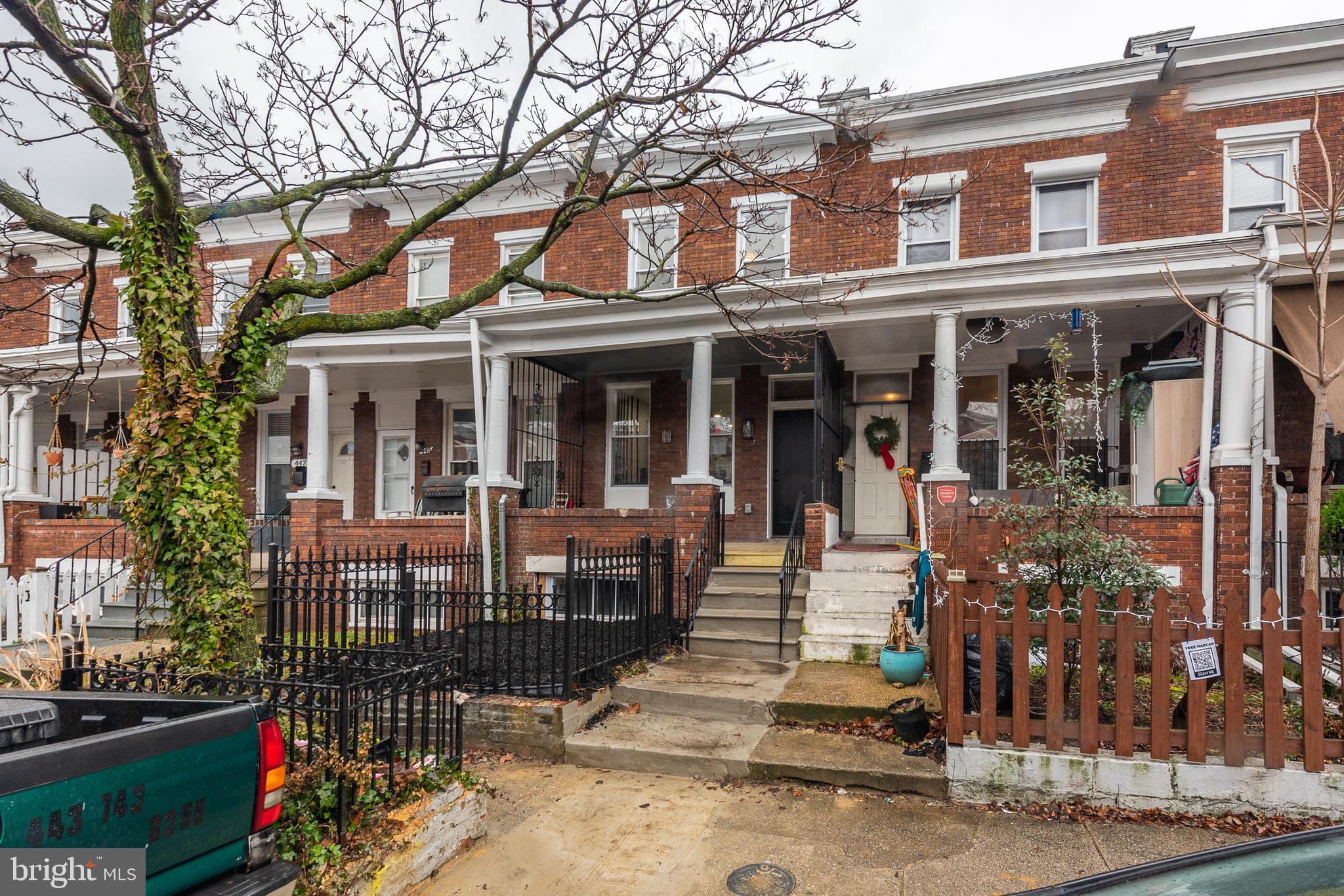 CHARLES VILLAGE - Residential