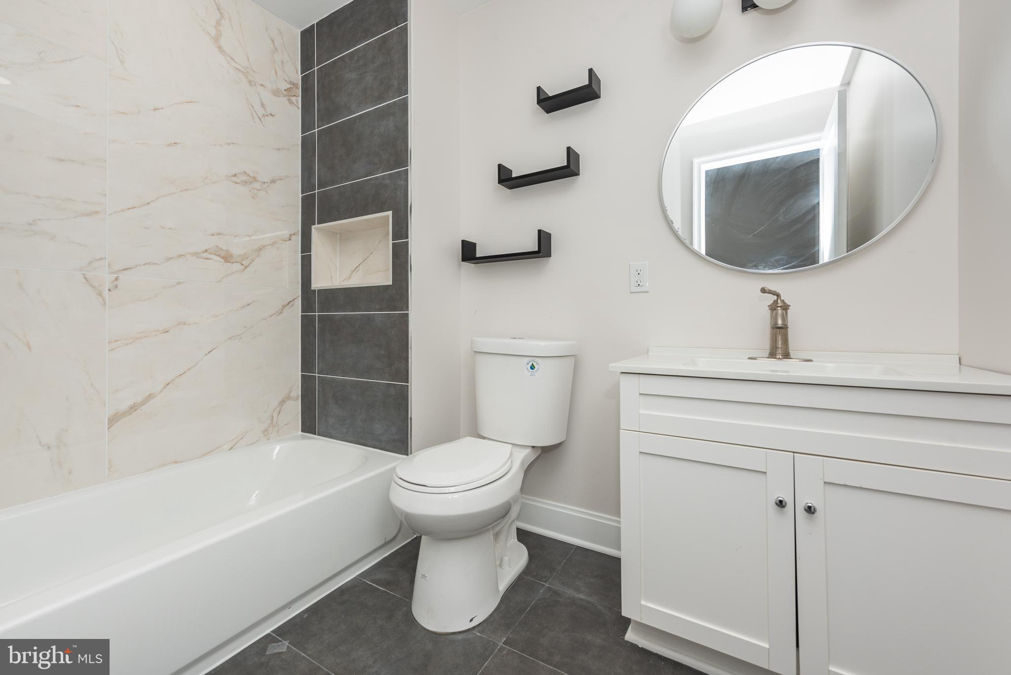 CHARLES VILLAGE - Residential